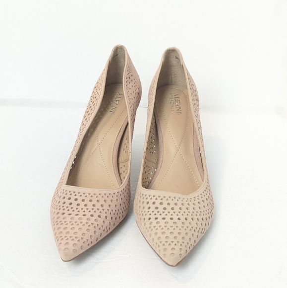 NWOT Alfani suede heels - Picture 6 of 16